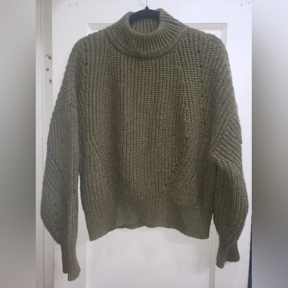 JON & ANNA olive green sweater